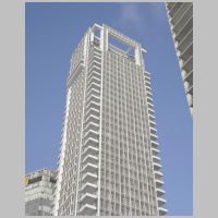 Richard Meier, House in Tel Aviv (Rothschild Tower), photo by Roland Halbe on baunetz.jpg